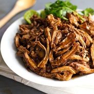 Honey Glazed Crockpot Chicken Adobo - simple pantry ingredients, hardly any hands-on time, 200 calories. | https://sunn-kropp.today
